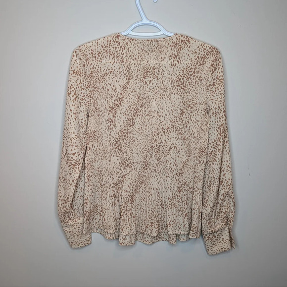 Simply Vera Vera Wang Tan Beige  Brown Accordion Style Spotted Blouse XS - Picture 2 of 10